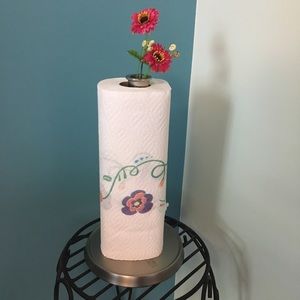 Umbra vase paper towel holder